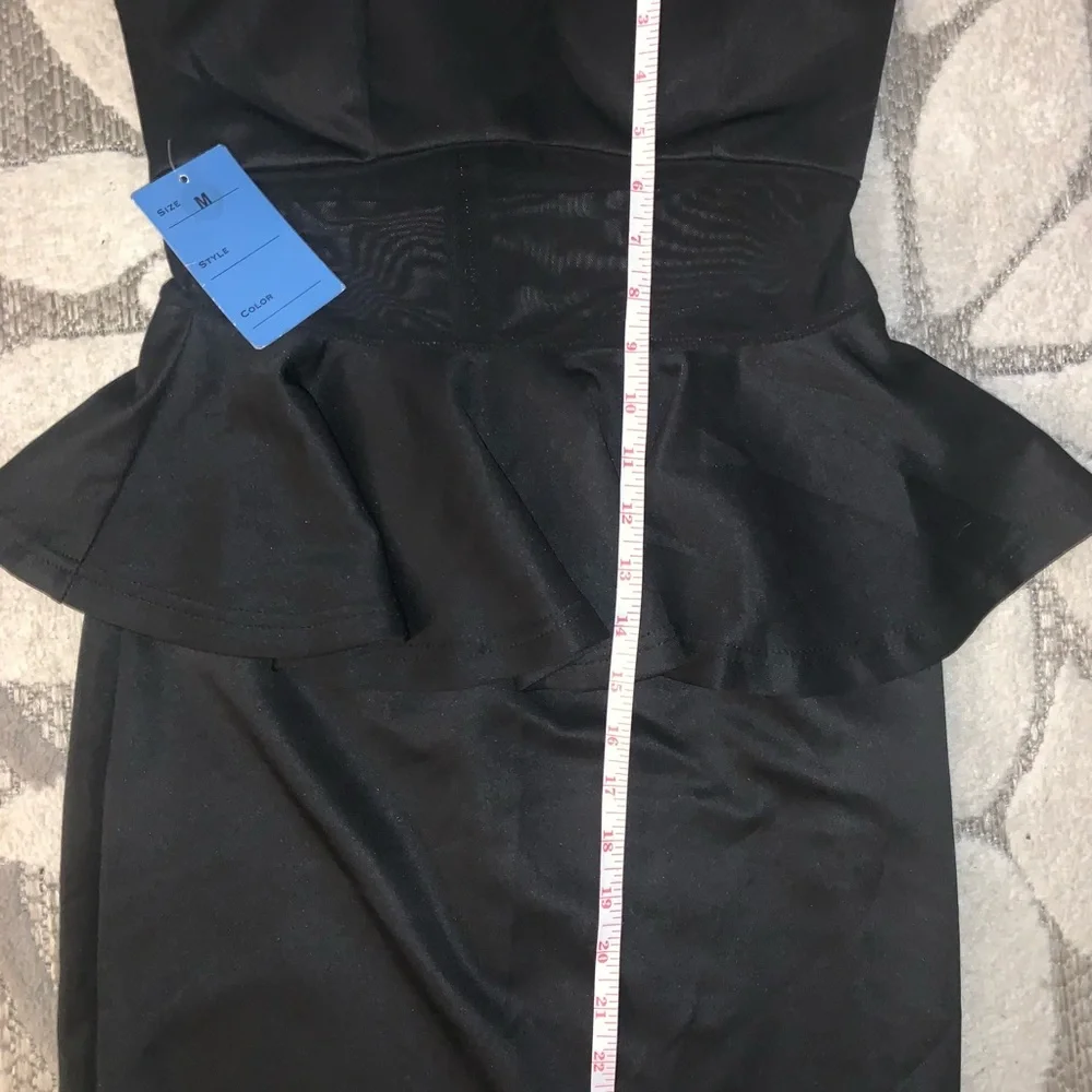 Dress - Picture 2 of 4